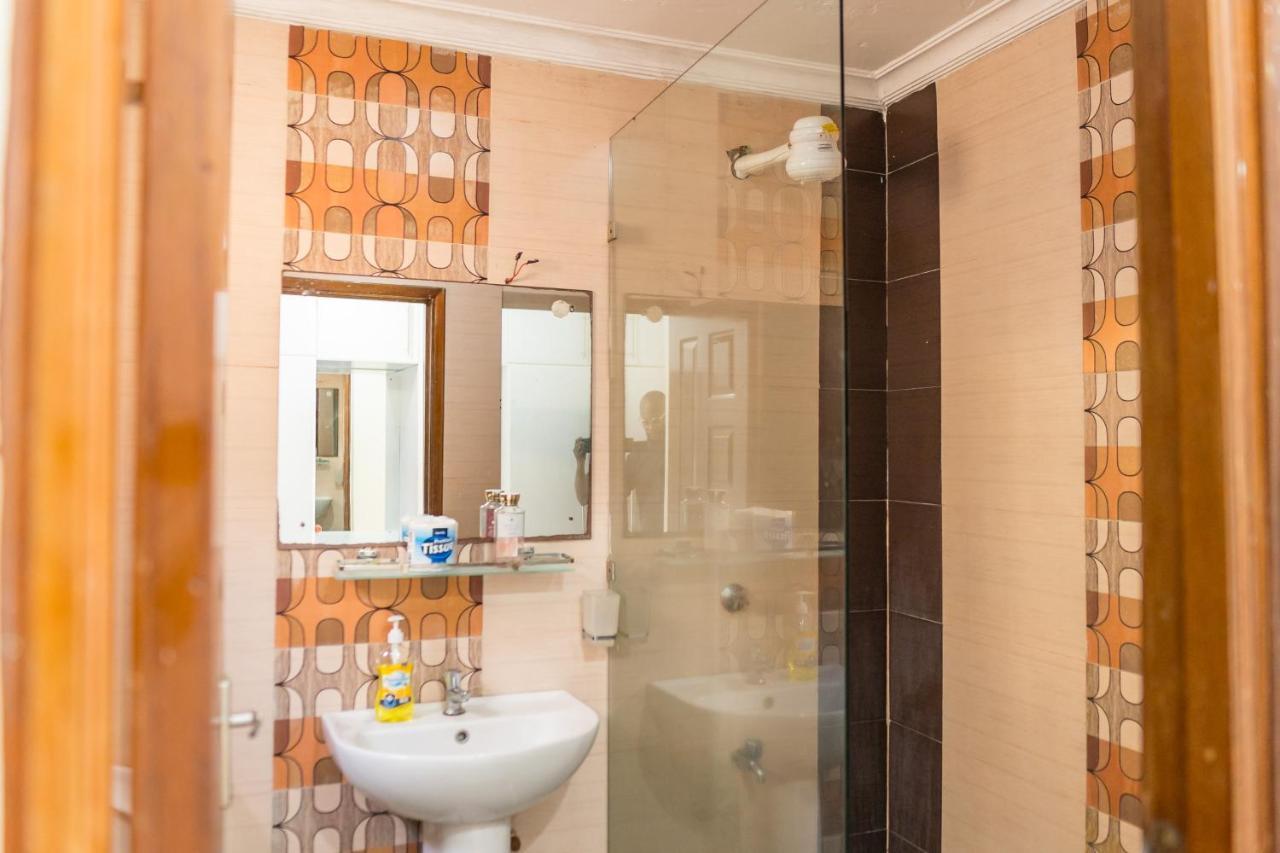 Serenity Stays Nakuru Exterior photo